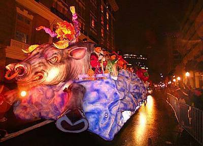 'Running with the Bulls' float rolling in parade