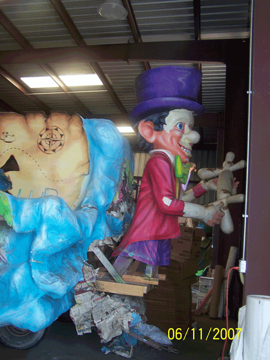 Birthday Clown float under construction