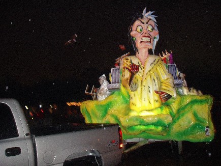 KOER's Cruella float parading through Fairhope